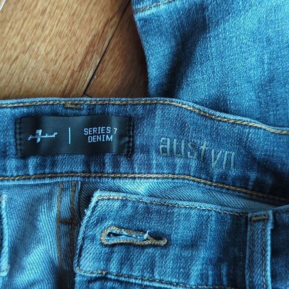 ⚓7 for all mankind austyn jeans - Picture 3 of 5
